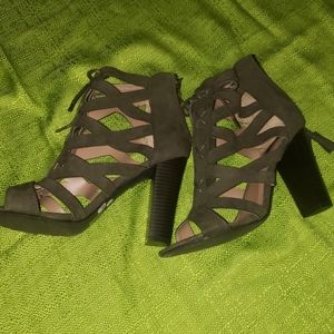 Women's lace-up heels, green faux suede